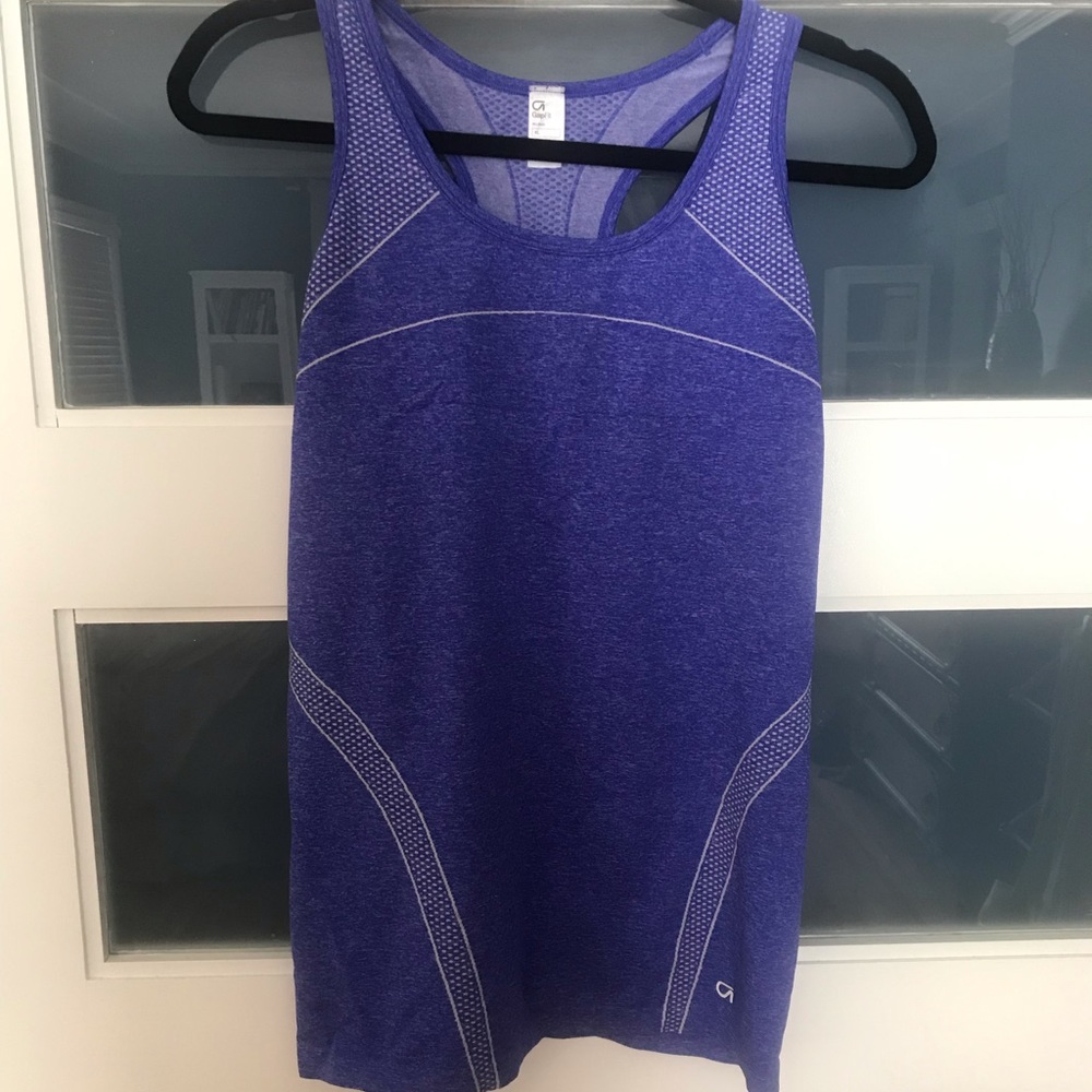 GapFit Motion Tank in purple-ish/blue